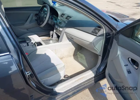 2011 Toyota Camry Le from USA, damaged, VIN 4T1BF3EK8BU216186